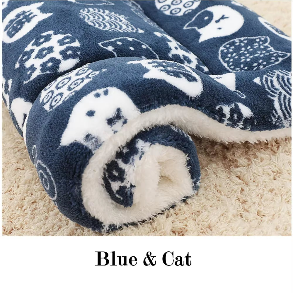 Pet Sleeping Mat Warm Dog Bed Soft Fleece Pet Blanket Cat Litter Puppy Sleep Mat Lovely Mattress Cushion for Small Large Dogs