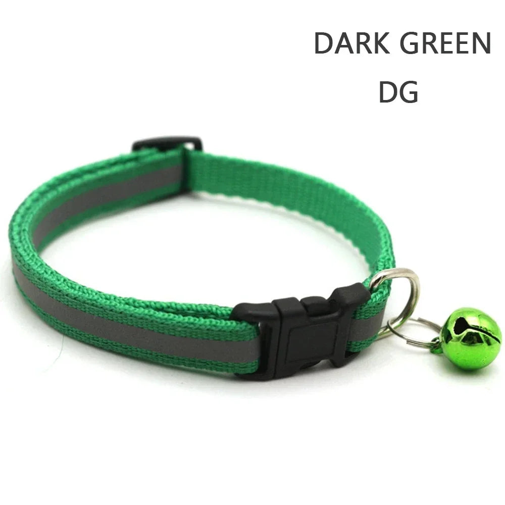 Reflective Nylon Dog Collar Night Safety Flashing Light up Adjustable Dog Leash Pet Collar for Cats and Small Dogs Pet Supplies