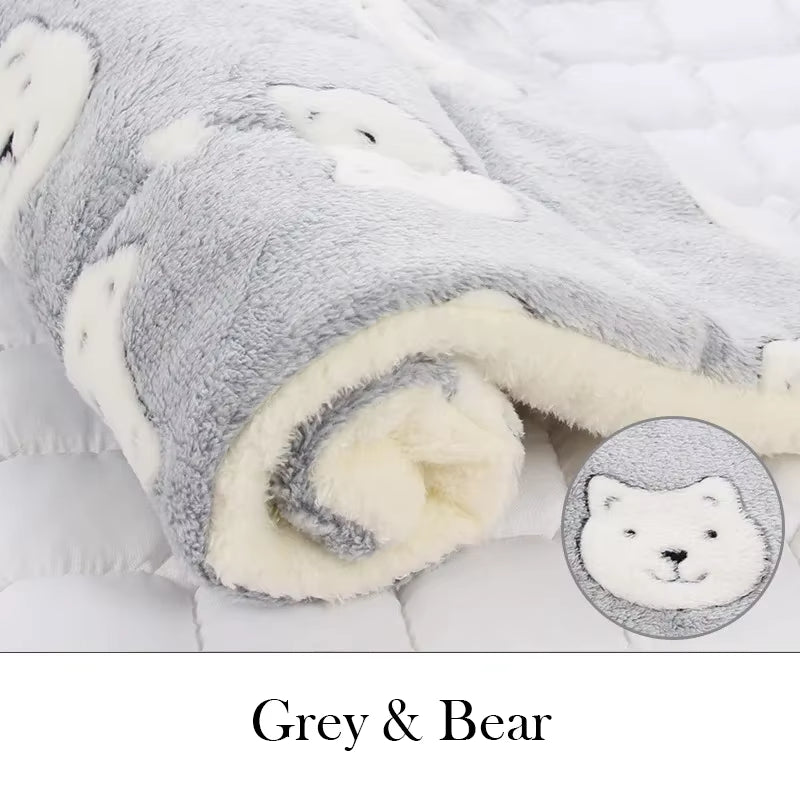 Pet Sleeping Mat Warm Dog Bed Soft Fleece Pet Blanket Cat Litter Puppy Sleep Mat Lovely Mattress Cushion for Small Large Dogs