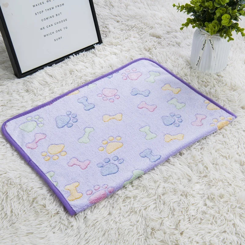2024 Dog Bed Blankets Fleece Warm Winter Soft Large Size Cat Puppy Sleeping Use Printed Comfortable Mats Pet Products Supplier